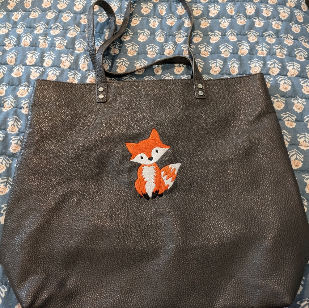 Gray Fox Jewell by Thirty-One Tote Bag